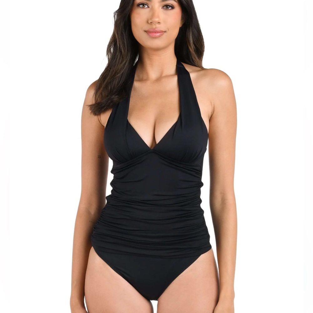 La Blanca Women’s Island Goddess Halter Tankini Top